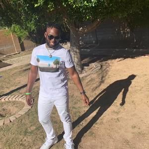 Meet your Posher, Devin